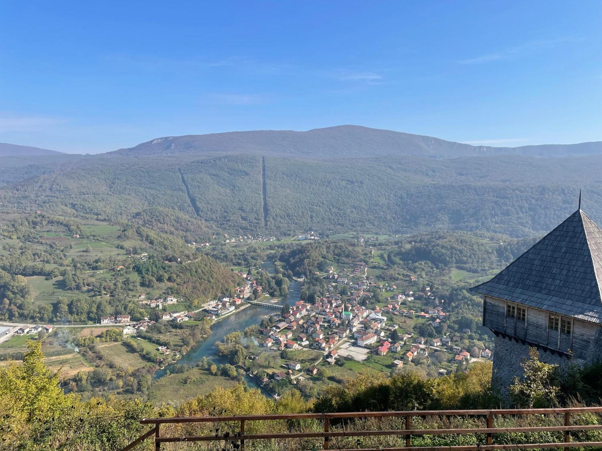 Domacinstvo Una-Ostrovica Kulen Vakuf Bagian luar foto